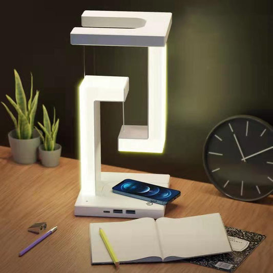 Dal-E Lamp + Charging station - McRick Shop